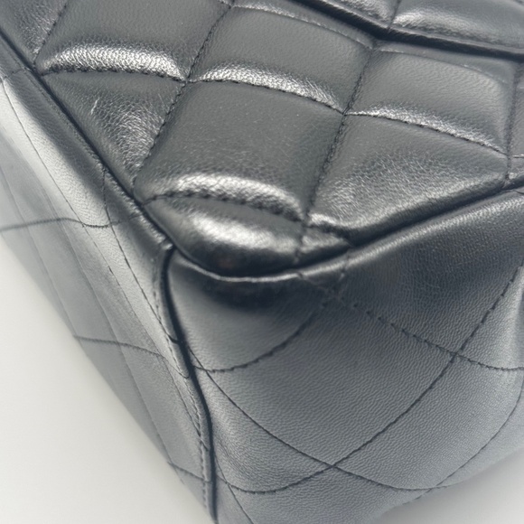 SOLD
Chanel Classic Maxi Double Flap Shoulder Bag (2012) - Picture 15 of 15